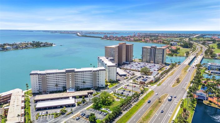 Image No.43-Propriété de 1 chambre à vendre à St. Petersburg