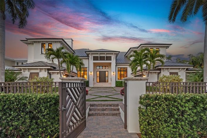 Image No.2-Propriété de 6 chambres à vendre à Sarasota