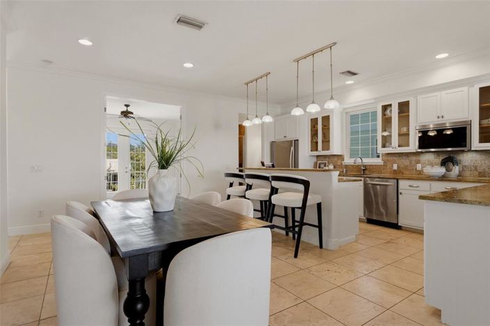 Image No.16-4 Bed Property for sale