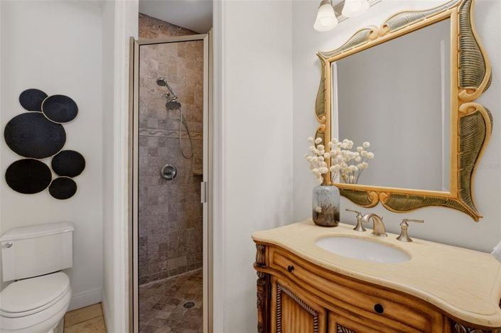 Image No.25-4 Bed Property for sale