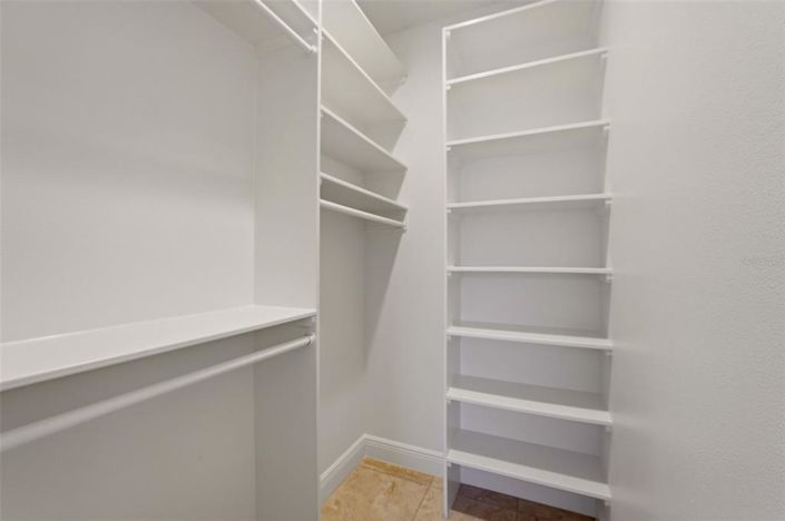 Image No.46-4 Bed Property for sale