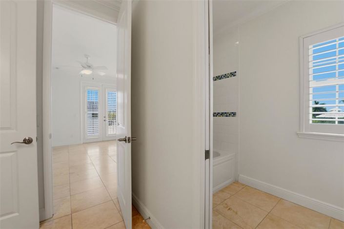 Image No.49-4 Bed Property for sale