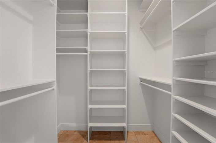 Image No.53-4 Bed Property for sale