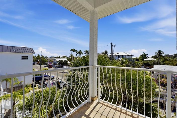 Image No.54-4 Bed Property for sale