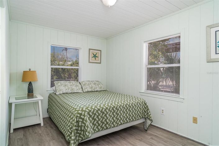 Image No.19-3 Bed Property for sale