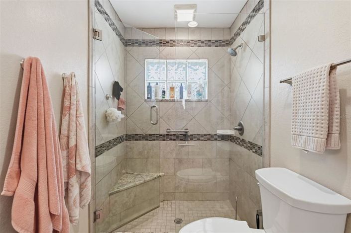 Image No.14-Propriété de 3 chambres à vendre à St. Petersburg