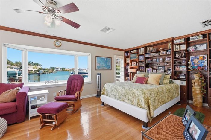 Image No.22-Propriété de 3 chambres à vendre à St. Petersburg