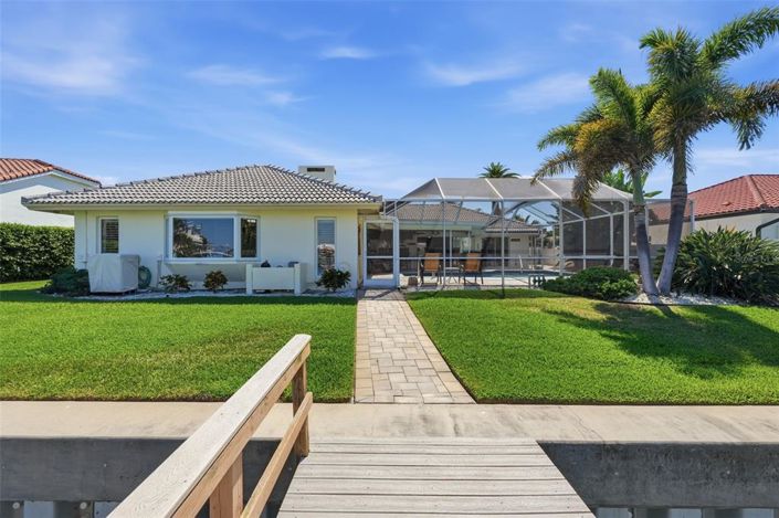 Image No.34-Propriété de 3 chambres à vendre à St. Petersburg