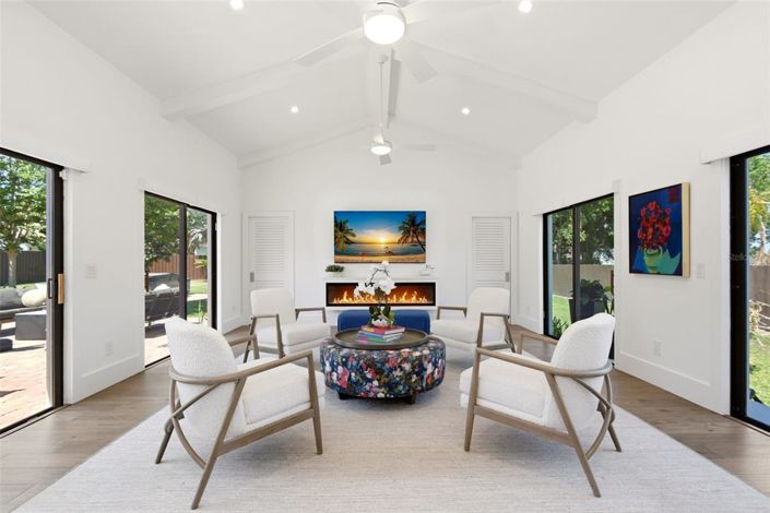 Image No.16-Propriété de 4 chambres à vendre à Orlando