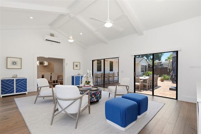 Image No.17-Propriété de 4 chambres à vendre à Orlando