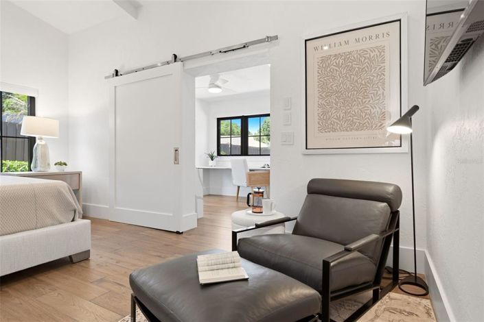 Image No.21-Propriété de 4 chambres à vendre à Orlando