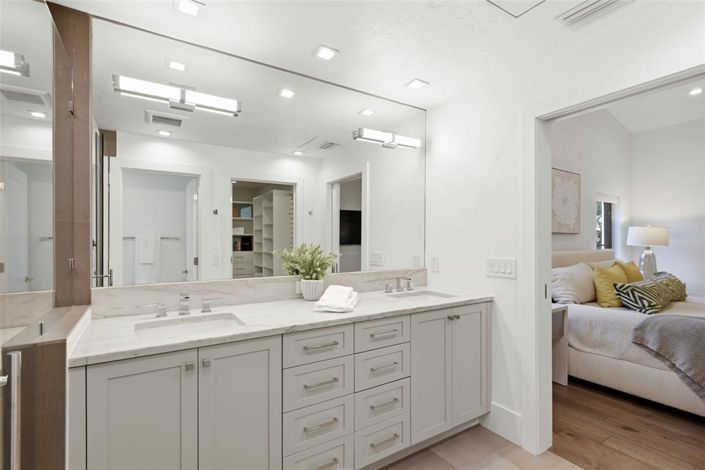 Image No.25-Propriété de 4 chambres à vendre à Orlando