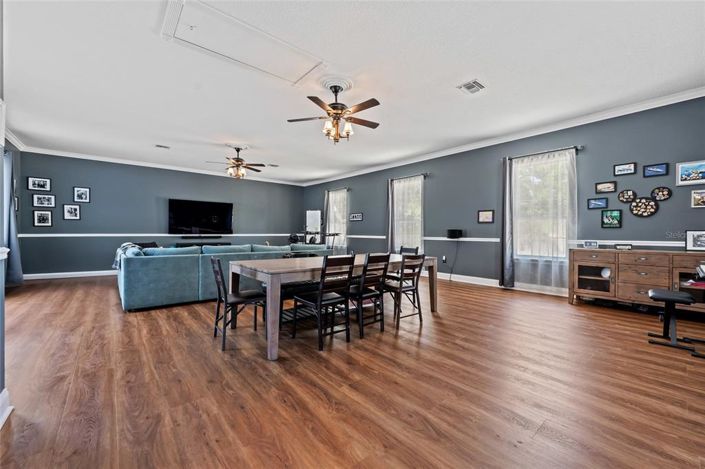 Image No.24-5 Bed Property for sale