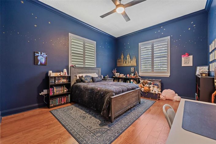 Image No.26-5 Bed Property for sale