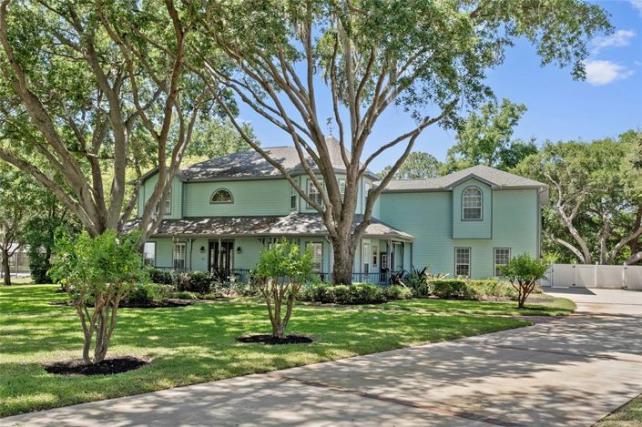 Image No.48-5 Bed Property for sale