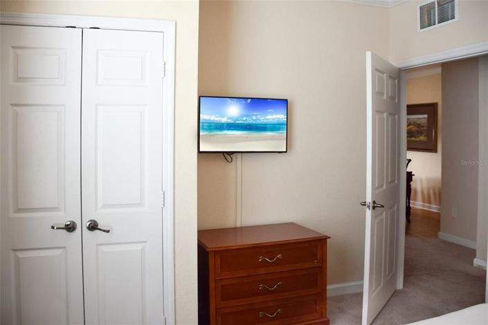 Image No.23-3 Bed Property for sale