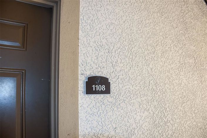 Image No.5-3 Bed Property for sale