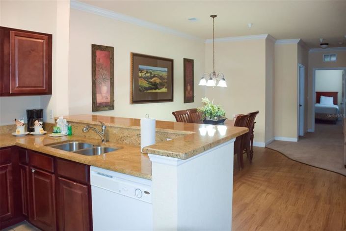 Image No.8-3 Bed Property for sale