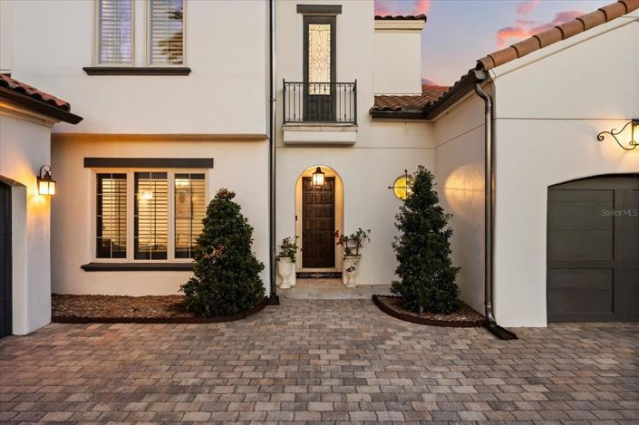 Image No.3-4 Bed Property for sale