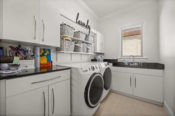 Image No.33-4 Bed Property for sale