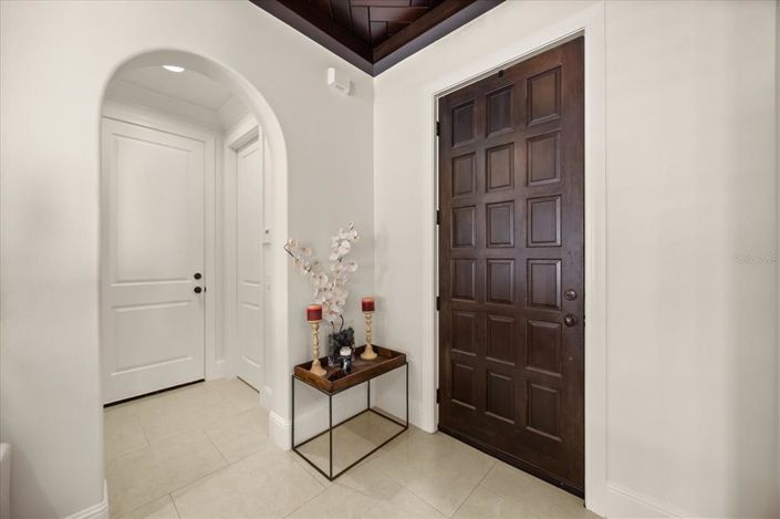 Image No.5-4 Bed Property for sale