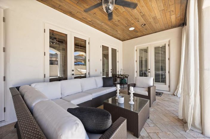 Image No.50-4 Bed Property for sale