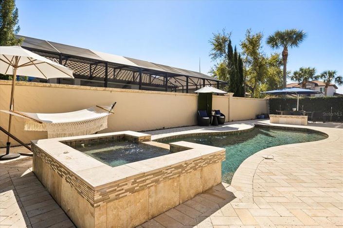 Image No.56-4 Bed Property for sale