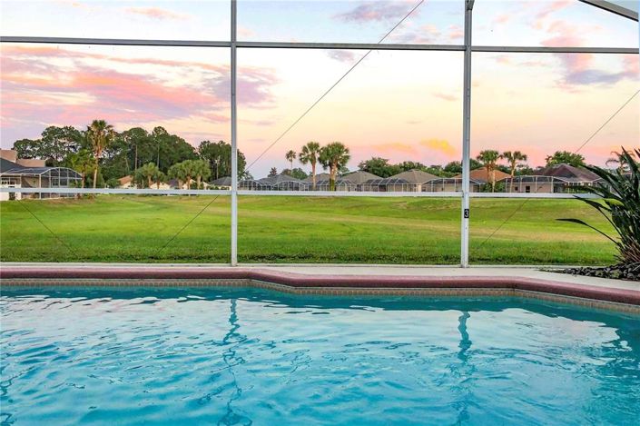 Image No.17-3 Bed Property for sale