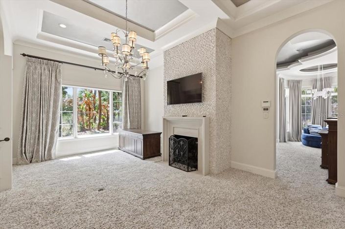 Image No.10-3 Bed Property for sale