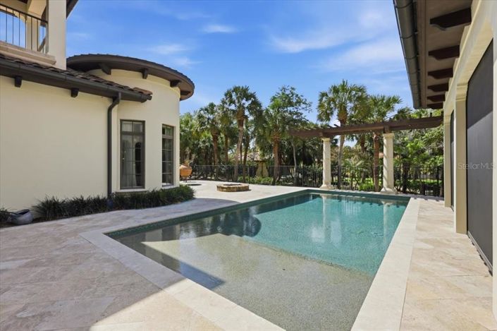 Image No.24-3 Bed Property for sale