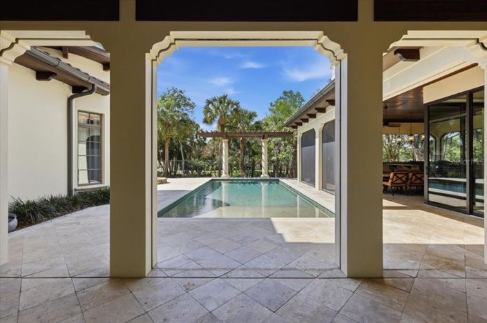 Image No.26-3 Bed Property for sale