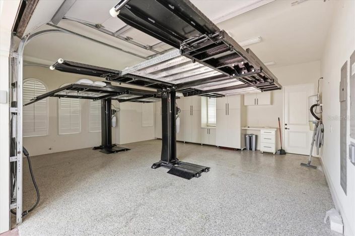 Image No.27-3 Bed Property for sale