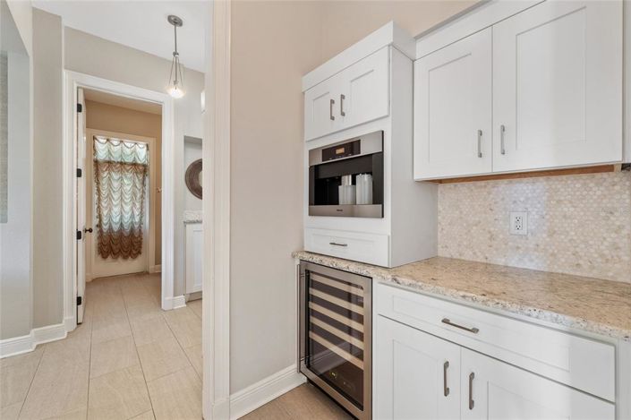 Image No.10-4 Bed Property for sale