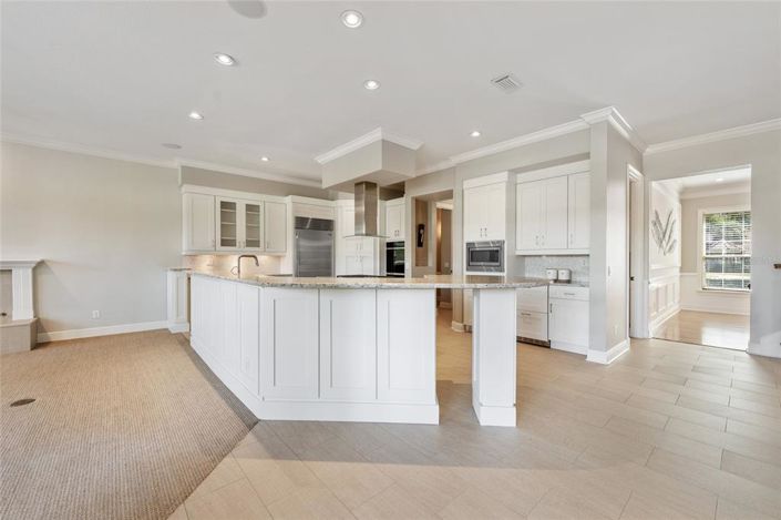 Image No.6-4 Bed Property for sale