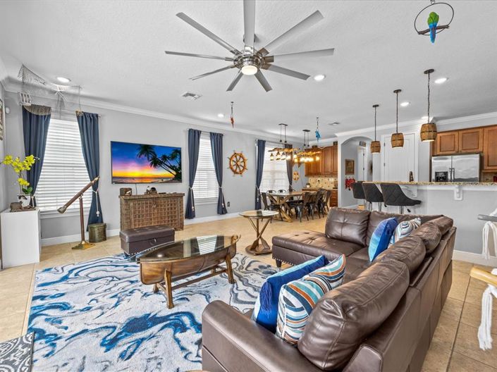 Image No.6-5 Bed Property for sale