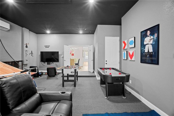 Image No.26-5 Bed Property for sale