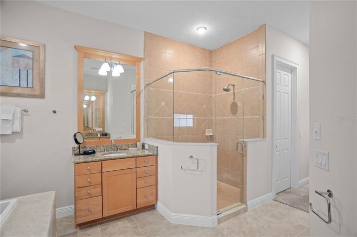 Image No.31-5 Bed Property for sale