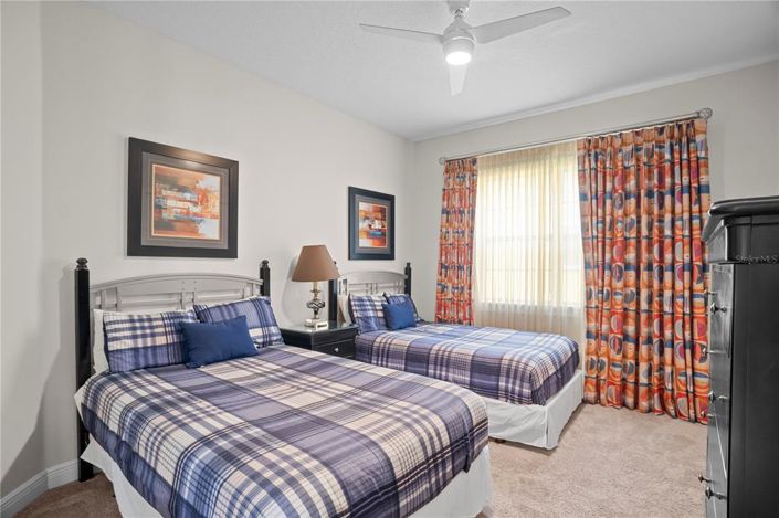 Image No.44-5 Bed Property for sale