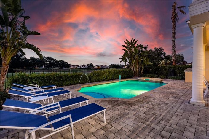 Image No.53-5 Bed Property for sale