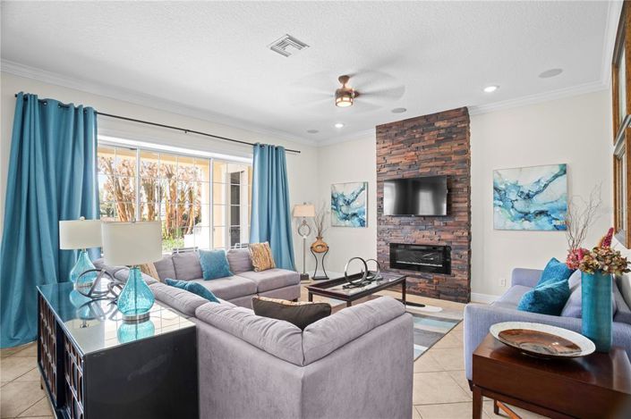 Image No.7-5 Bed Property for sale