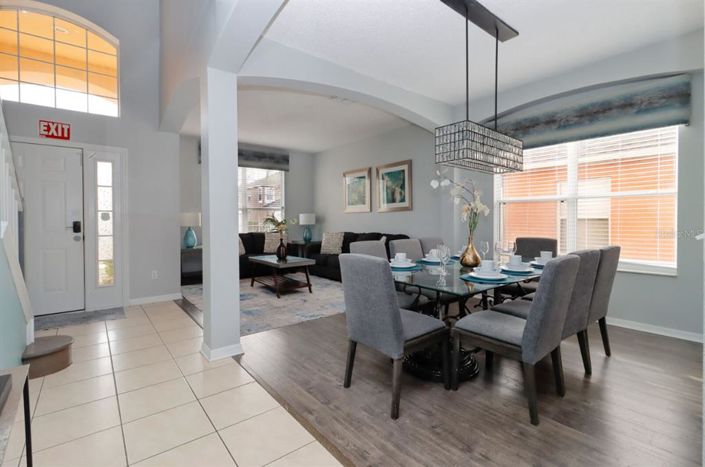 Image No.12-6 Bed Property for sale