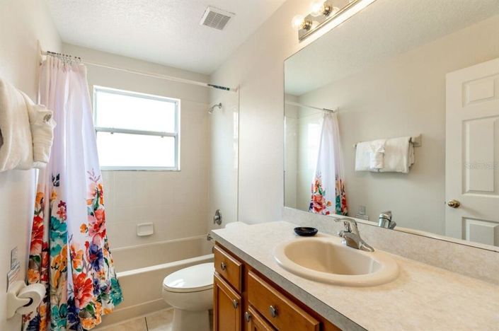 Image No.29-6 Bed Property for sale