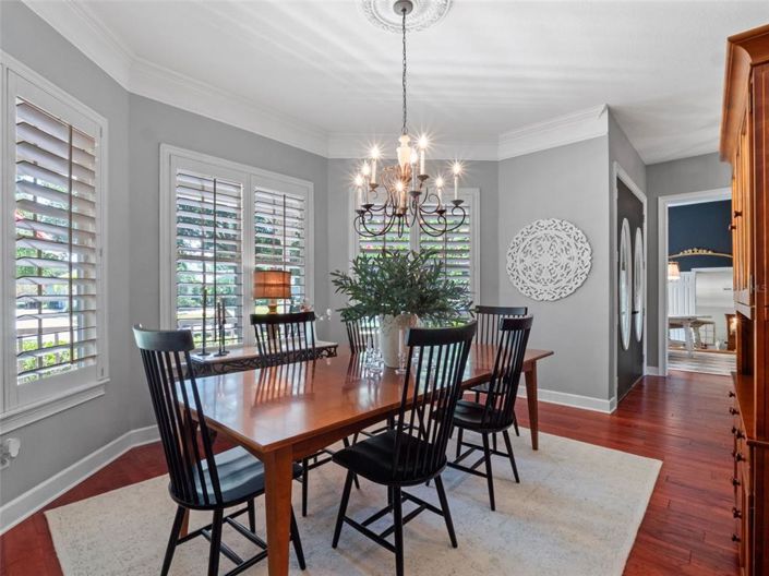 Image No.9-6 Bed Property for sale