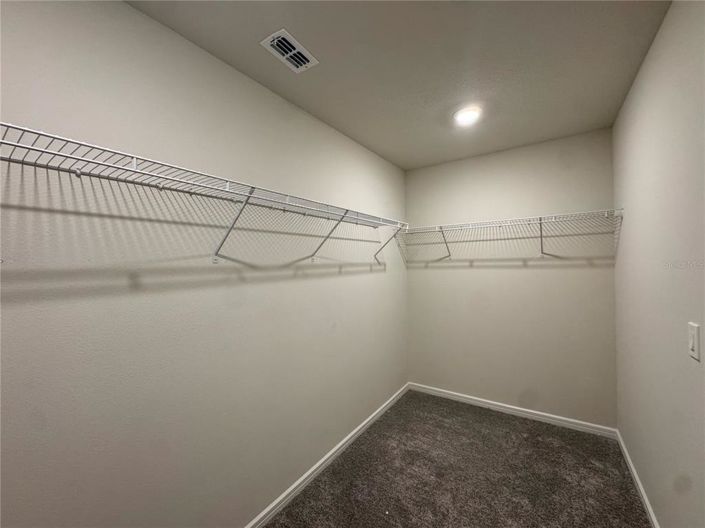 Image No.28-4 Bed Property for sale