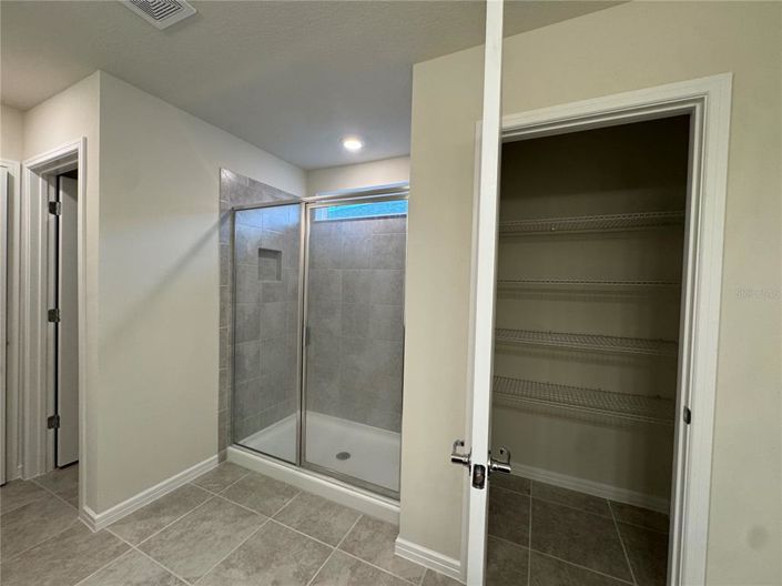 Image No.36-4 Bed Property for sale