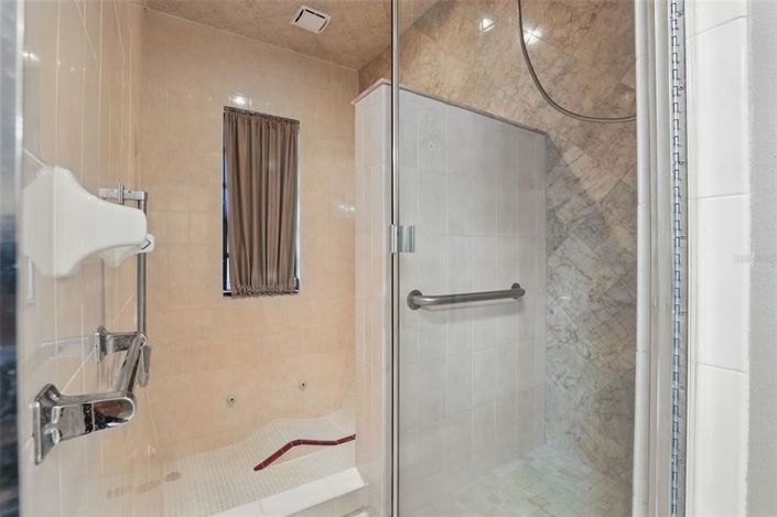Image No.23-3 Bed Property for sale