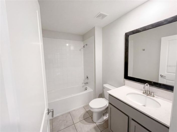 Image No.8-3 Bed Property for sale