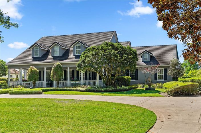 Image No.2-6 Bed Property for sale