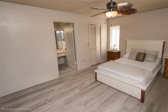 Image No.8-3 Bed Property for sale