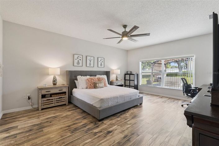 Image No.18-3 Bed Property for sale